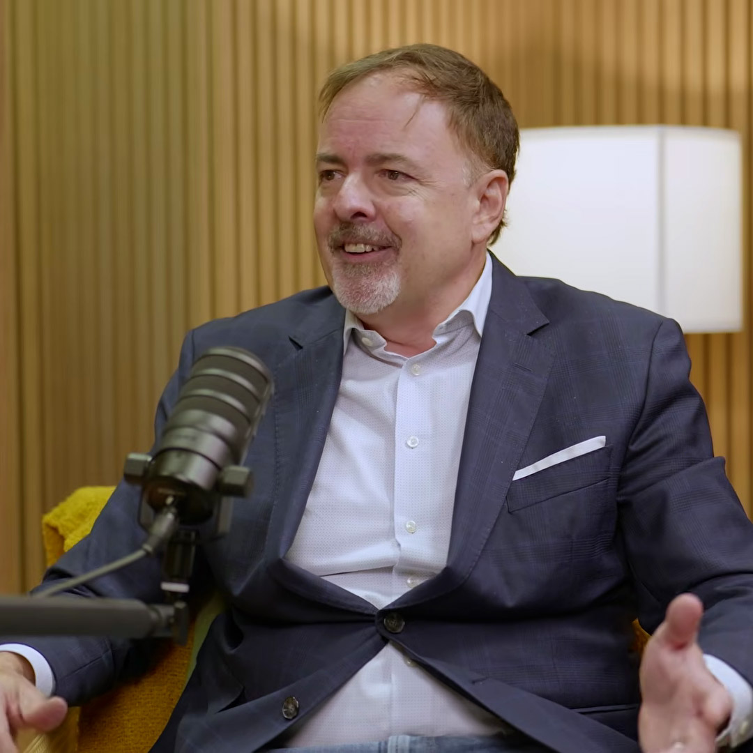 Larry McDonald: SP500 is a screaming sell; but buy the dip in energy